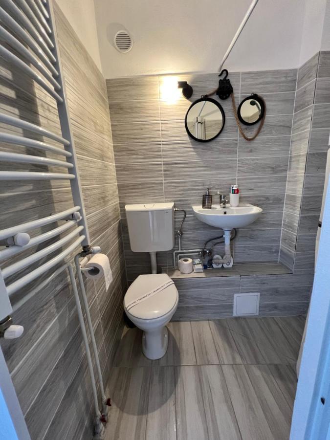 Miha Modern And Central Apartament Арад Екстер'єр фото